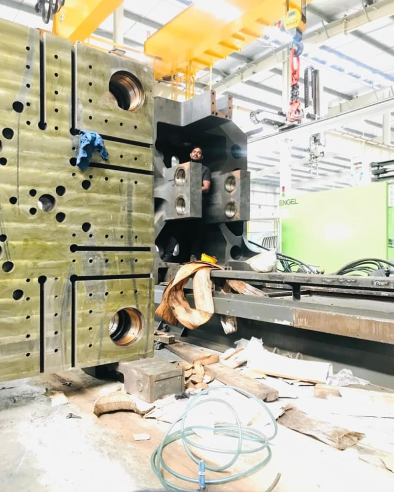 Injection Molding Repair Service and Maintenance manufacturer in Vasai Mumbai Maharashtra India